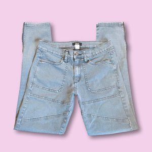 BDG Gray Cargo Style Skinny Jeans, 27